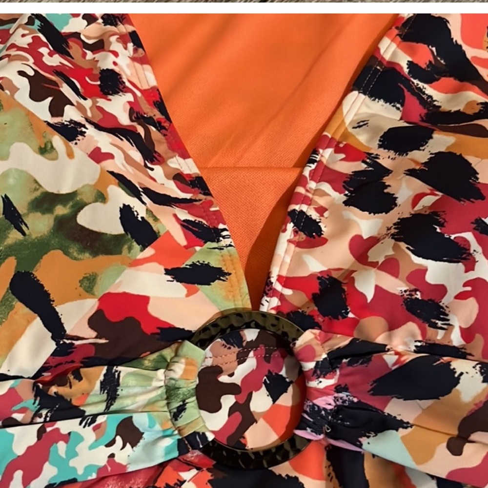 Bleu Rod Beattie One Piece Swimsuit Party Animal cap sleeve Tummy Control 12 - Picture 5 of 12